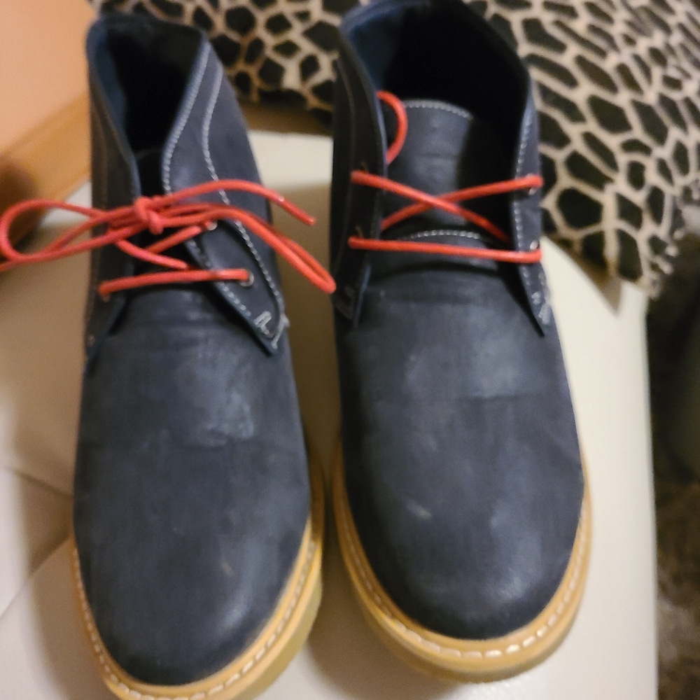 Steve Harvey boots